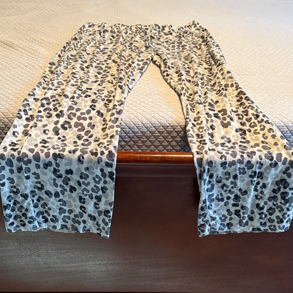 Stars Above Leopard Print Lounge Pants - Black and Cream